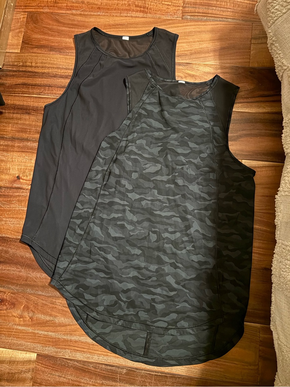 Lululemon Lot of 2 Mesh Tanks – Black Camo + Solid Black Athletic Workout (1300)